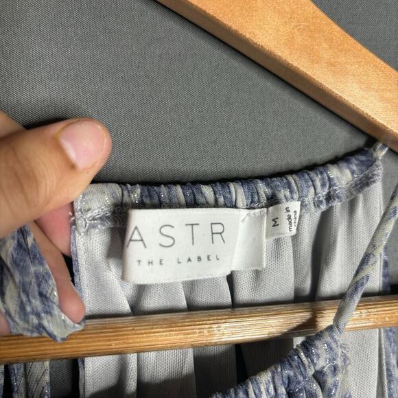 ASTR the Label Cutout Halter Dress Blue Snake Size M - Picture 9 of 9